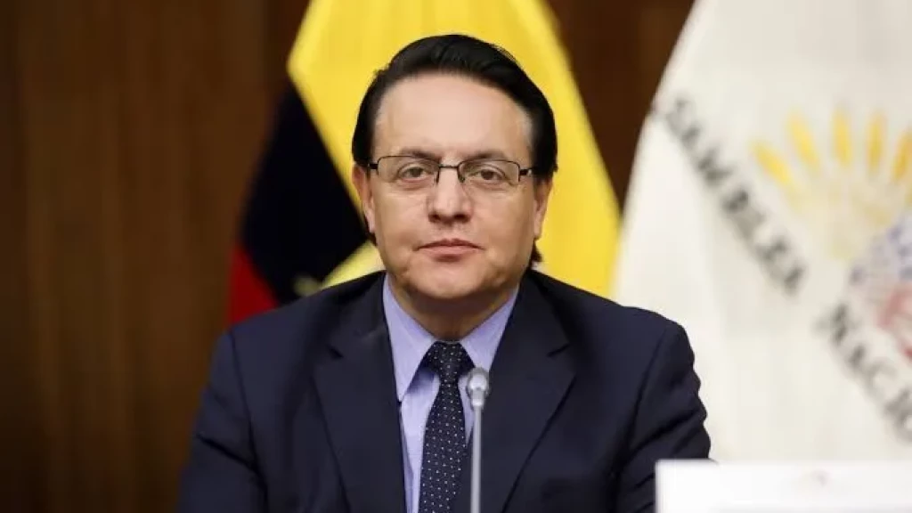 Candidato à presidência do Equador é assassinado com tiros na cabeça