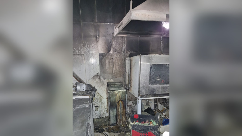Funcionária vai parar no hospital após incêndio em restaurante de Balneário Camboriú