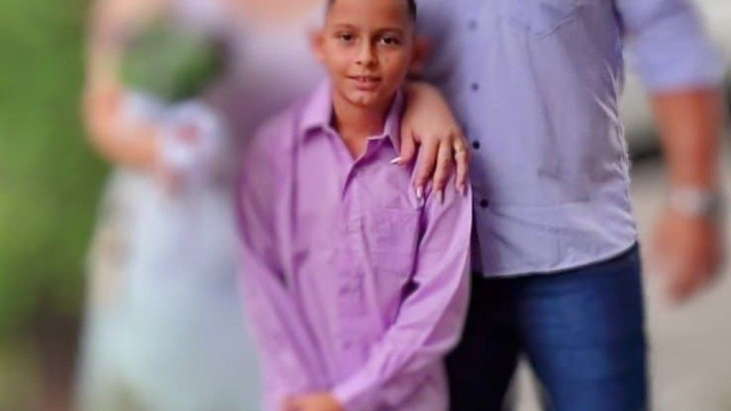 Menino de 11 anos morre após passar mal em banheiro de escola no Paraná