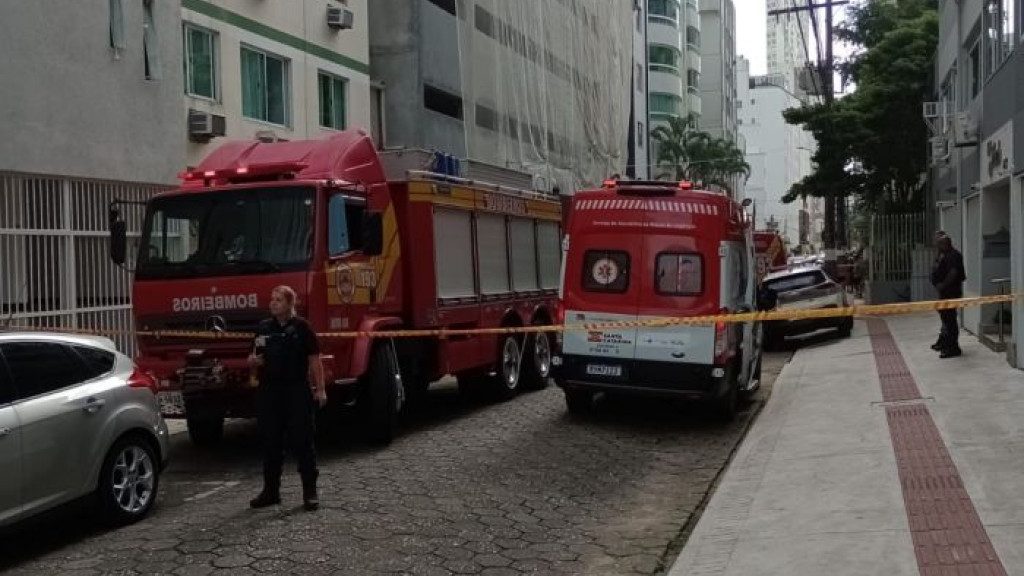 Homem morre após cair de um prédio em obras em Balneário Camboriú
