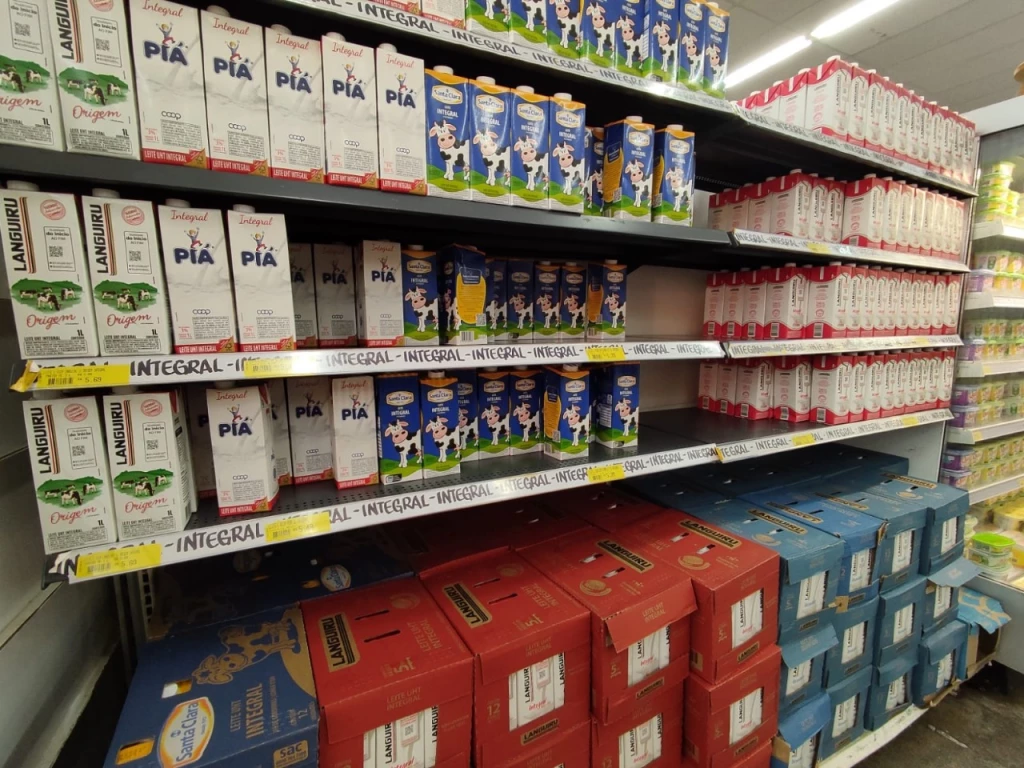 Litro de leite pode chegar a 7 reais em SC