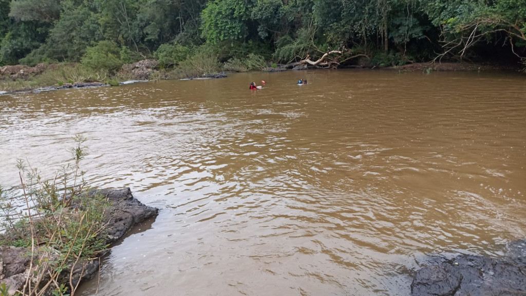 Jovem morre afogado enquanto tomava banho em rio