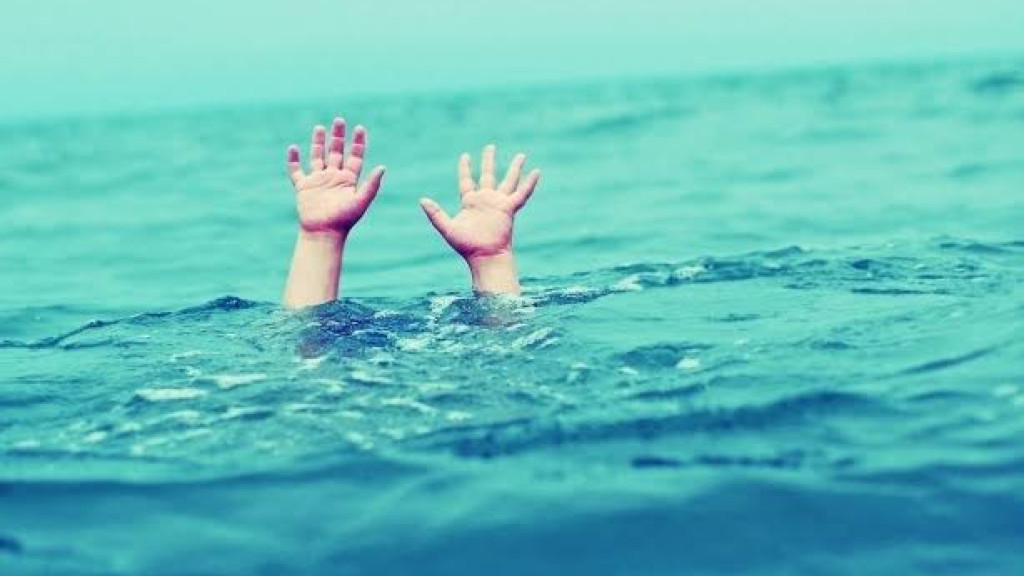 Bombeiros salvam criança de 3 anos de afogamento em piscina