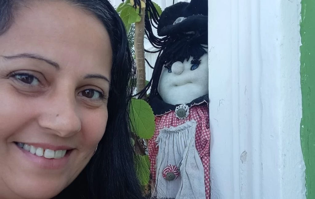 Professora é morta a tiros pelo ex-companheiro em  Florianópolis