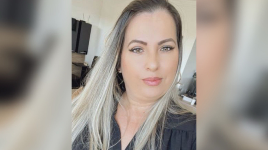 Identificada mulher que morreu após colisão entre carro e moto em Porto Belo