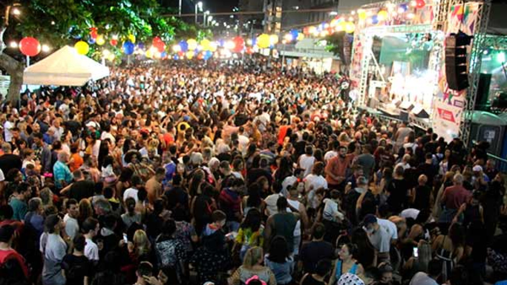 Carnaval de rua de Balneário Camboriú começa em 18 de fevereiro