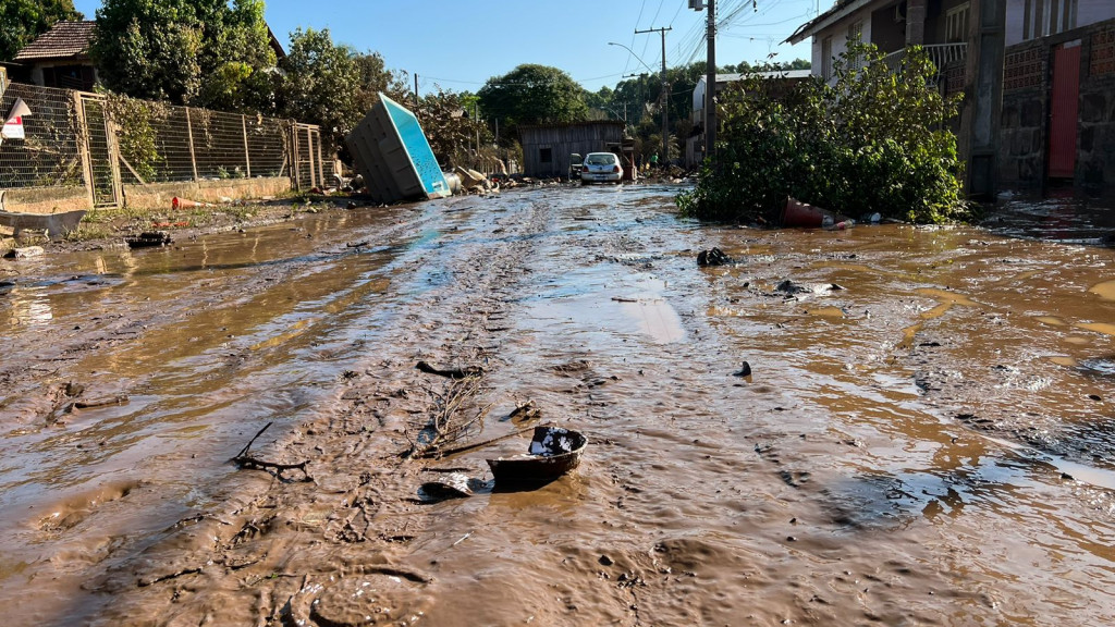 Campanha solidária em São João Batista auxilia vítimas de enchentes no RS