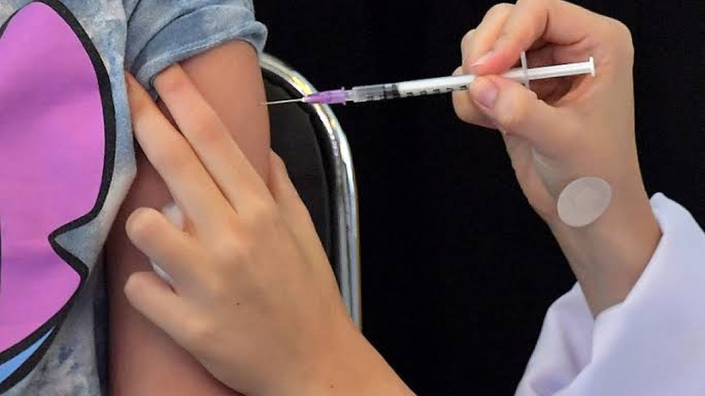Brasil passa a exigir vacina em crianças e pais que negarem podem perder a guarda