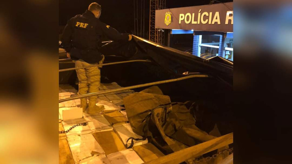 PRF apreende quatro toneladas de camarão contrabandeados da Argentina em SC