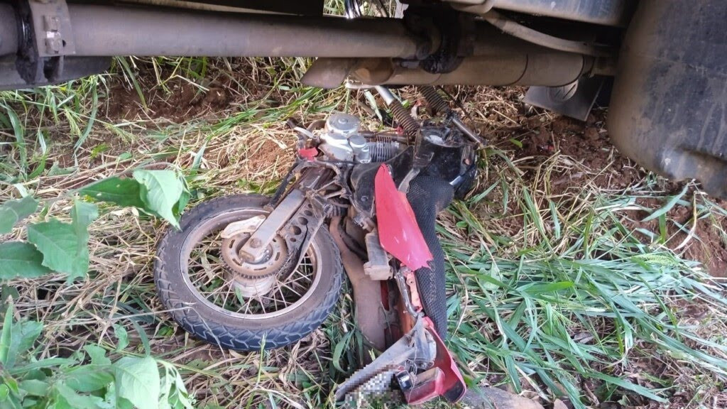 Motociclista morre após colisão frontal com carreta na SC-160