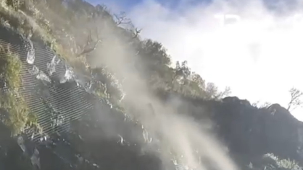 “Desceu pra cima”: ciclone provoca fenômeno em cachoeira na Serra do Rio do Rastro