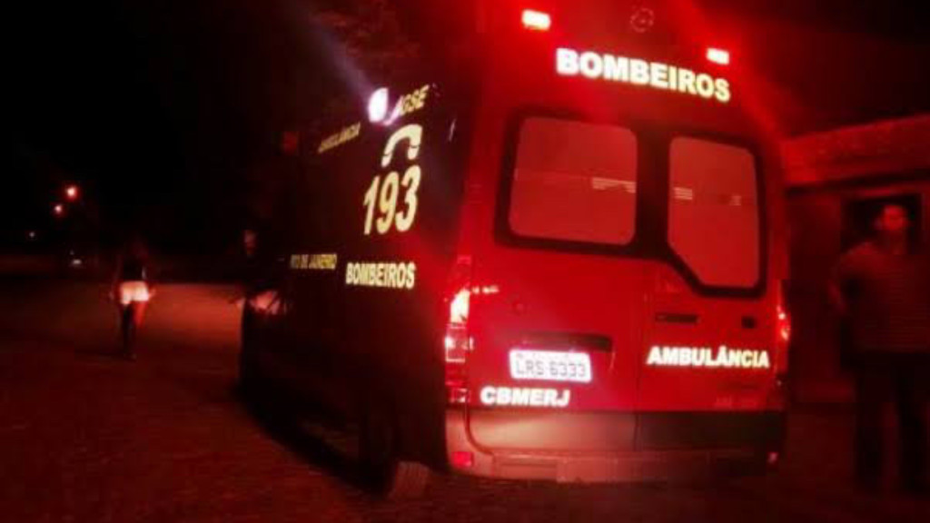 MILAGRE: Motociclista sobrevive a grave colisão com ônibus em SC