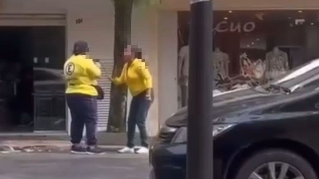 Trabalhadora reage agressão de condutora de veículo em estacionamento rotativo