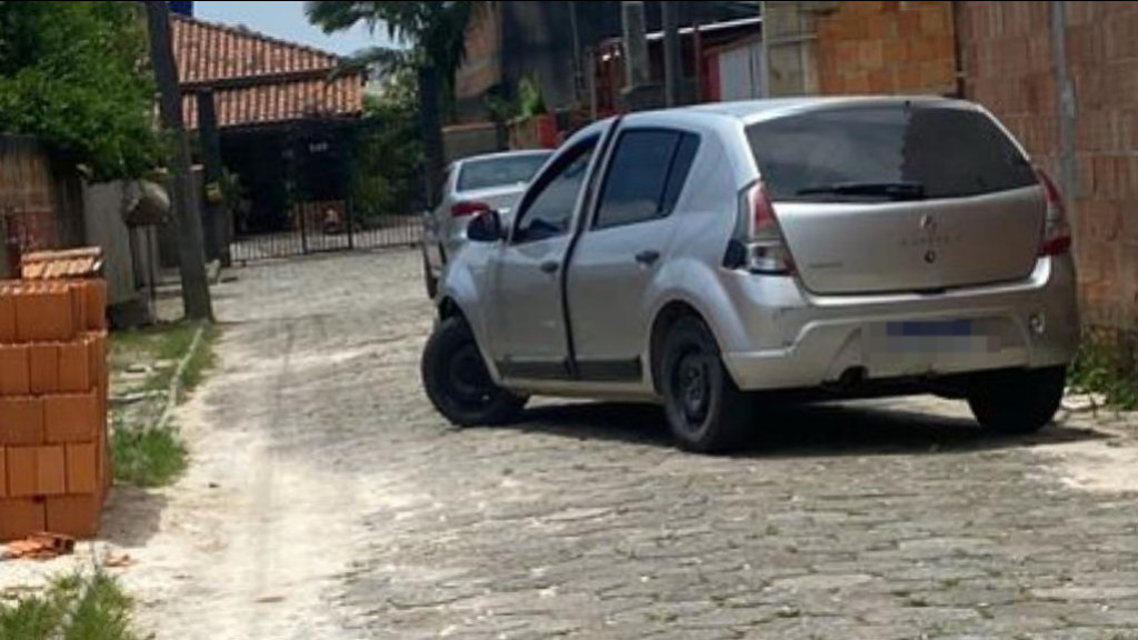 Veículo roubado em Palhoça é recuperado em Tijucas