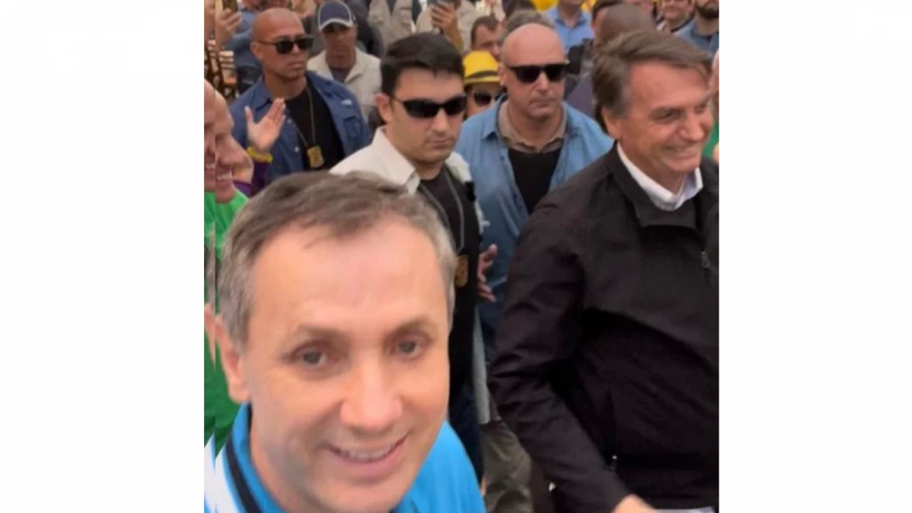 Ao lado de Bolsonaro, CEO do Grupo Koch participa da Marcha para Jesus