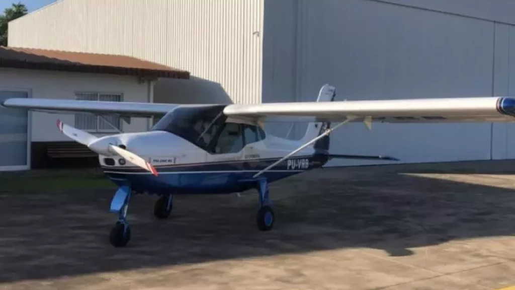 AGORA: Avião de pequeno porte que estava desaparecido é encontrado com piloto vivo em SC