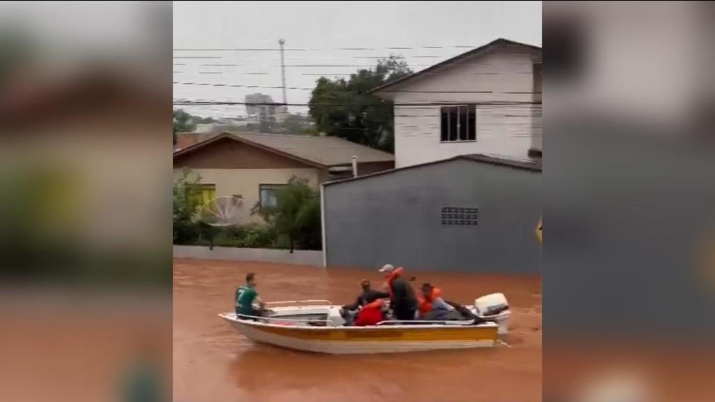 URGENTE: Enchentes assolam o Paraná e deixam Santa Catarina em alerta máximo
