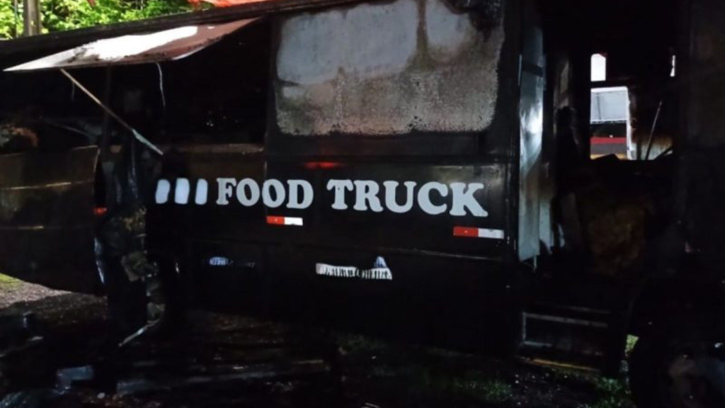 Fogo destrói food truck em pleno evento de destaque nacional em SC