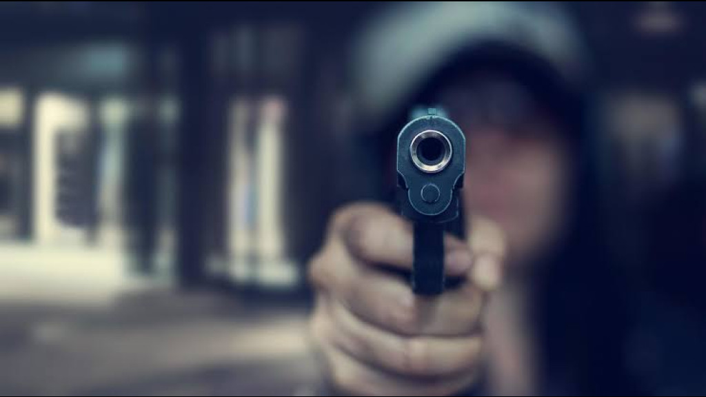 Tentativa de assassinato: mulher atira em andarilho em Camboriú