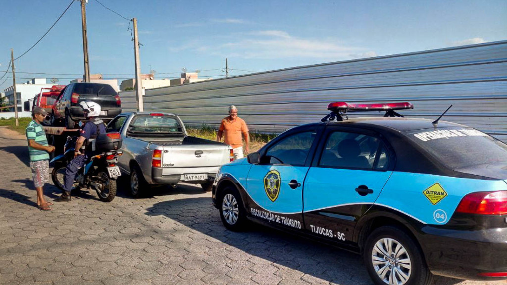 Será que os agentes de trânsito de Tijucas foram abduzidos?