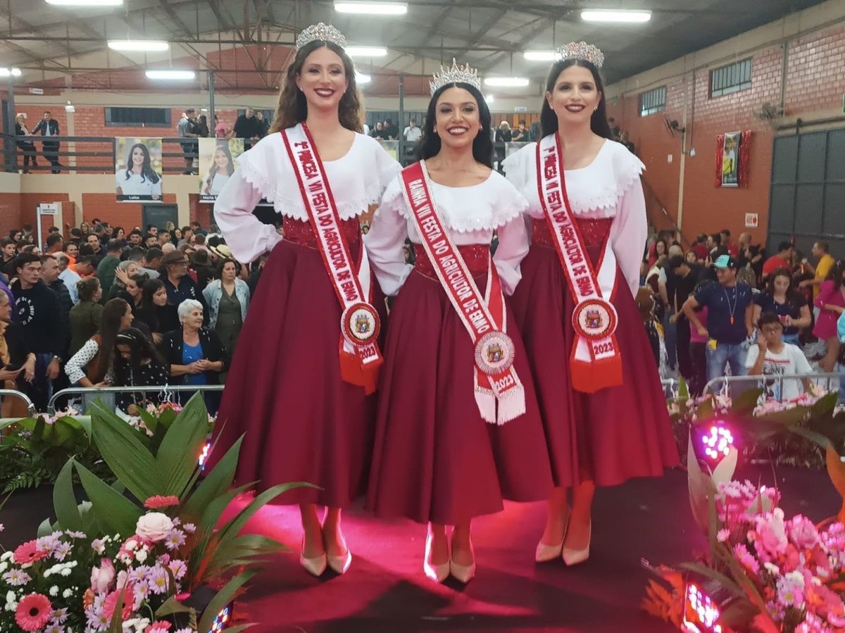 Soberanas da VII Festa do Agricultor de Ermo em 2023