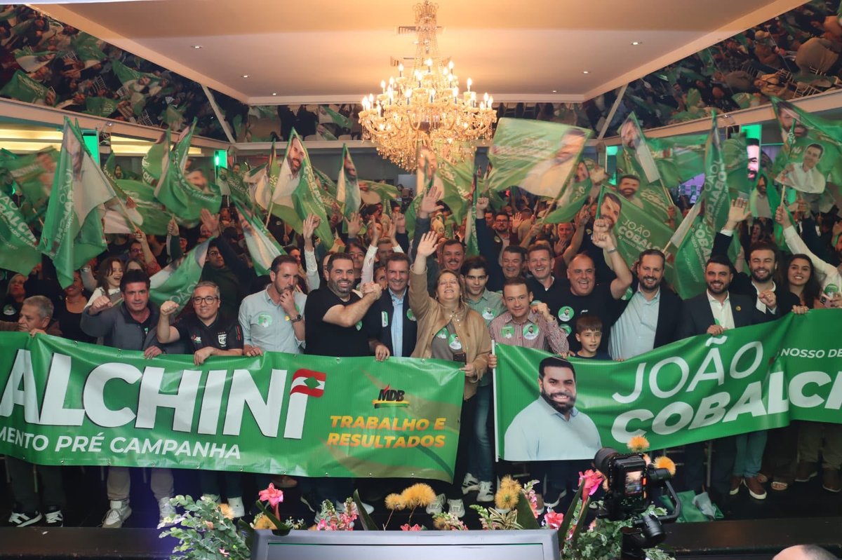 Lideranças e apoiadores acompanharam o encontro de pré-campanha em Florianópolis