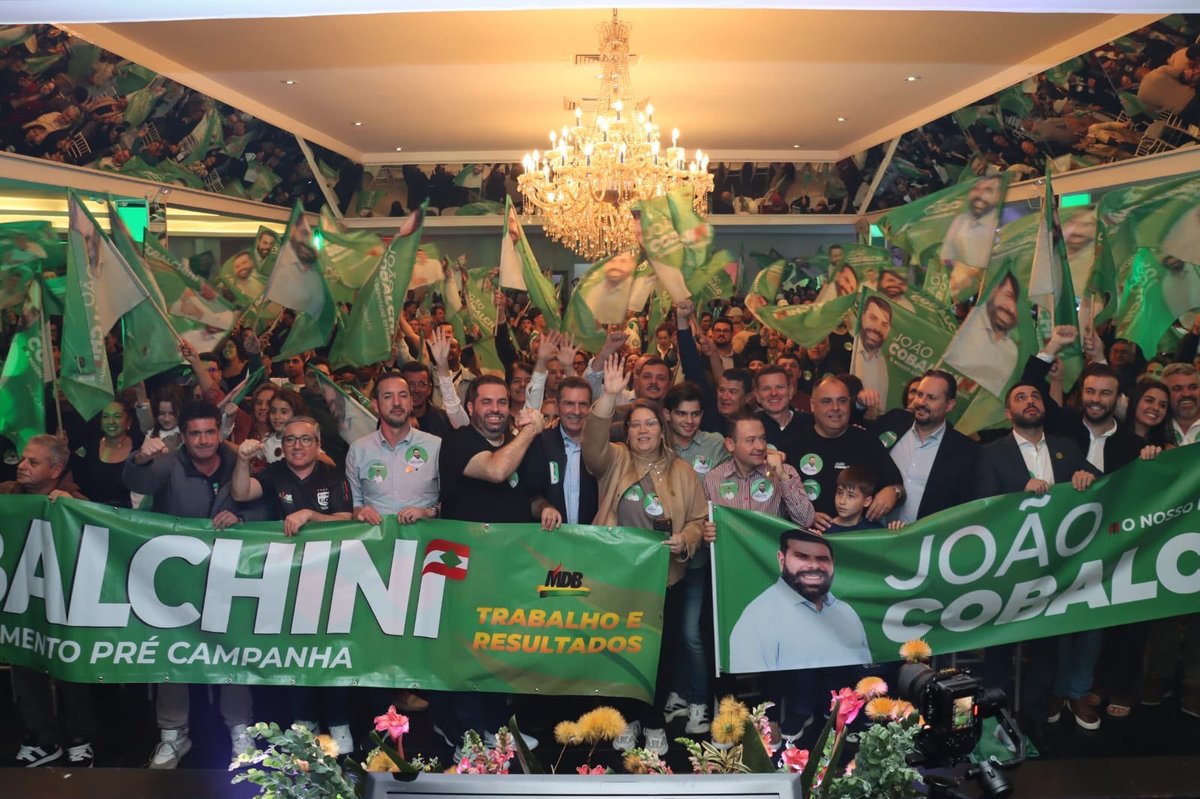 Público lotou o Salão Nobre do Lira Tênis Clube, em Florianópolis, durante o encontro de pré-campanha