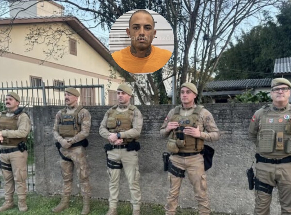 Policiais militares em frente à área isolada no bairro Coloninha, em Araranguá