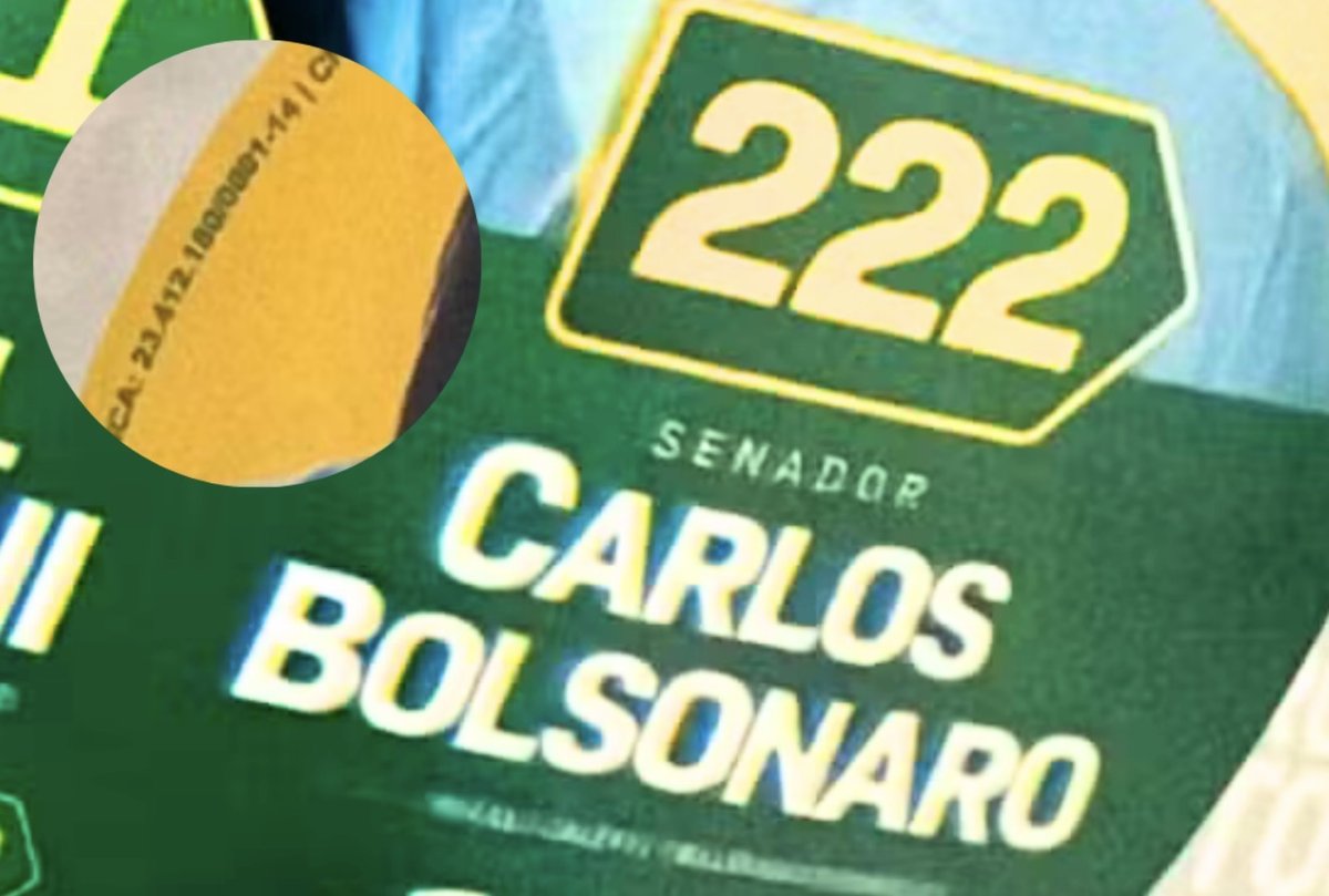 Detalhe do santinho da campanha de Carlos Bolsonaro com o registro impresso na peça