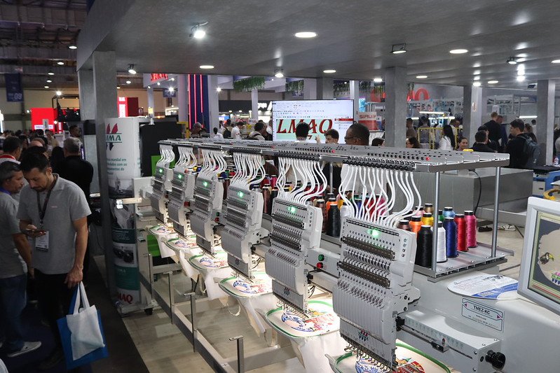 Feira ocupa cerca de 40 mil metros quadrados divididos em dez pavilhões