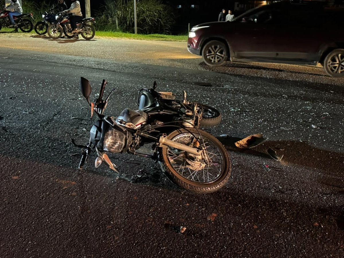 Colisão entre moto e carro na SC-410, em Tijucas