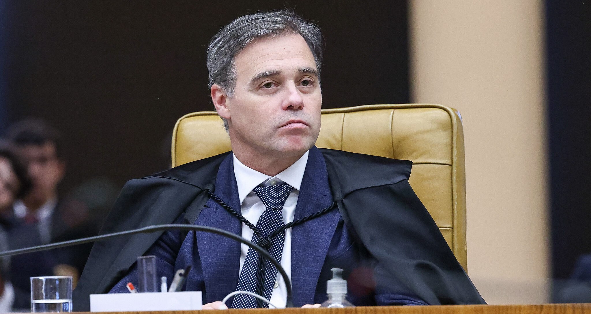 Governo Lula prepara reação após Segunda Turma do STF formar maioria para afastar o chefão da PF