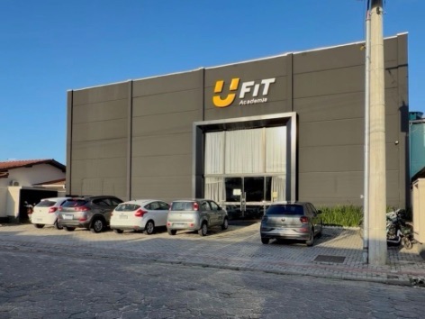 Investidores da Ufit cobram retorno de 2% ao mês previsto em contrato e vão à Justiça em Santa Catarina