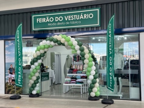 Rede Sul inaugura Feirão do Vestuário em Tijucas com peças da Radical Style a partir de R$ 9,90