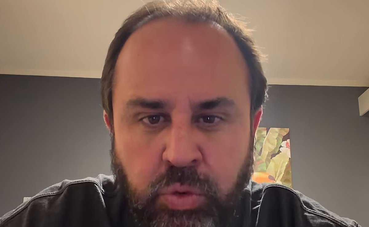 Ex-prefeito de Bombinhas critica a lista de petistas e ataca quem deve no comércio e “se finge de patriota”