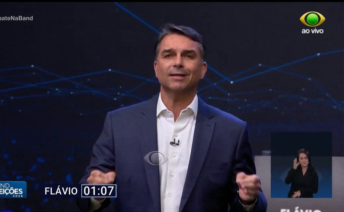 Flávio Bolsonaro promete castração química para estuprador e diz que governo Lula vê pedófilos como “doentes”