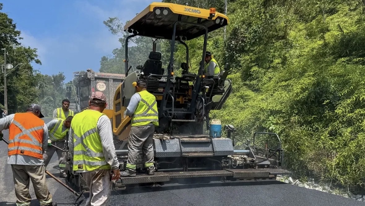 Obra altera acesso à Praia do Estaleiro pela BR-101 em Balneário Camboriú