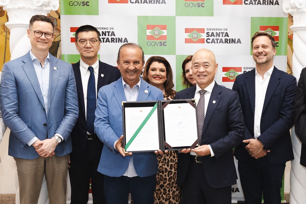 Governador Jorginho Mello anuncia investimento de milhões da chinesa United Imaging em Joinville