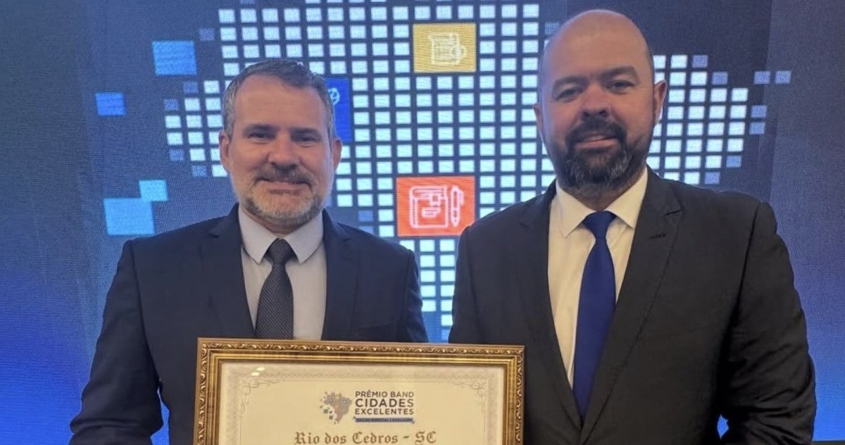 Justiça afasta prefeito do PL e vice do União Brasil e bloqueia até R$ 34,6 milhões em SC