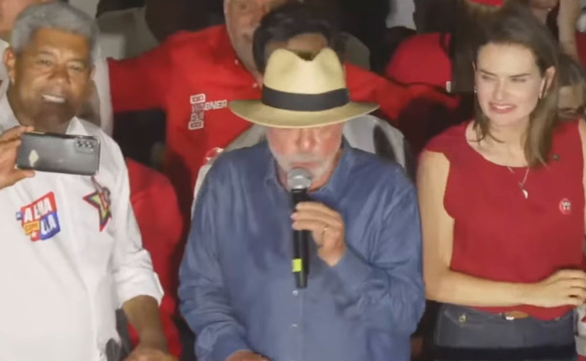 “Ladrão não vai governar o Brasil”, diz Lula em ato no Nordeste