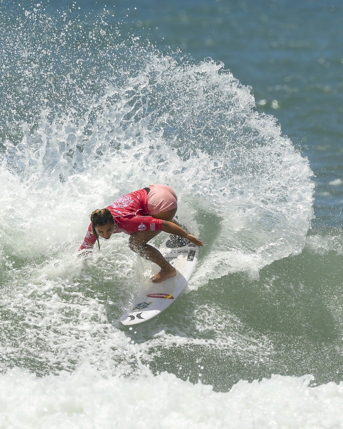 Governador Celso Ramos recebe pela primeira vez o circuito de surf profissional mais antigo do Brasil