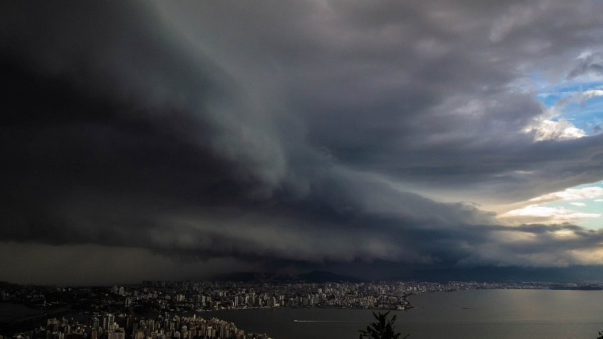 Eleitor de SC vai às urnas no domingo do segundo turno sob previsão de temporal, granizo e chuva intensa