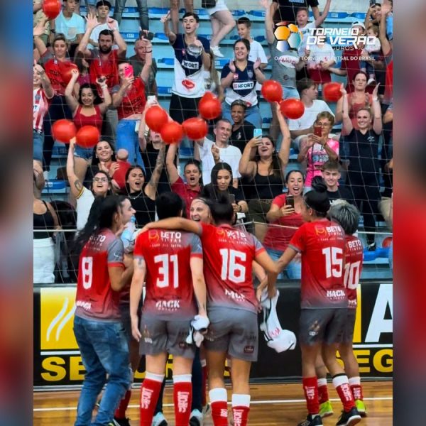 Torneio de Verão tem festa, homenagens e futsal na cidade de Indaial